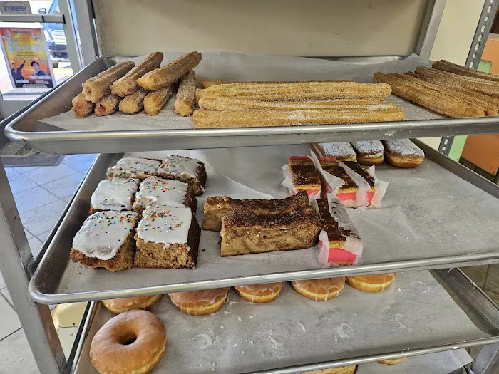 Shelleys Moms Bakery Picture 9