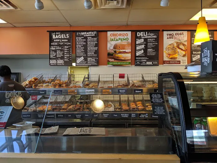 Bruegger's Bagels Picture 5