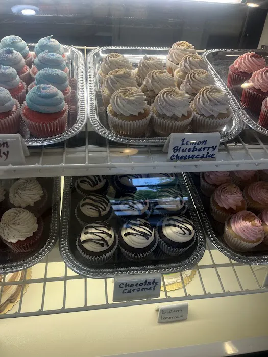 Edible Art Bakery & Dessert Cafe Picture 1
