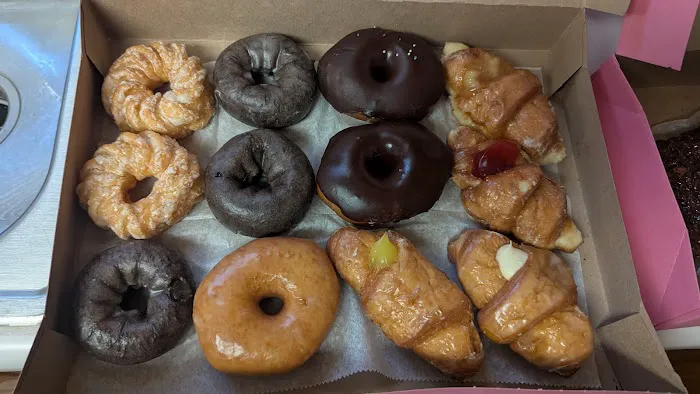 Burney's Sweets & More Picture 2