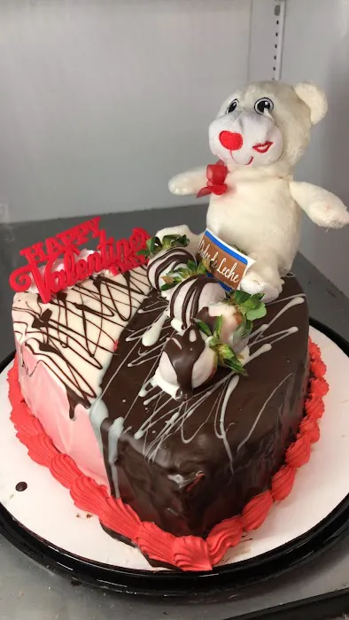 EL PANECITO BAKERY Picture 9