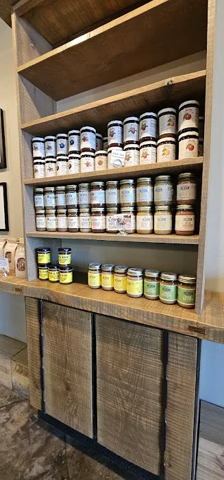 Guglhupf Bake Shop Picture 1