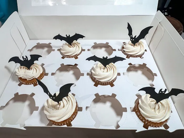 Ice Delights Bakery Picture 10
