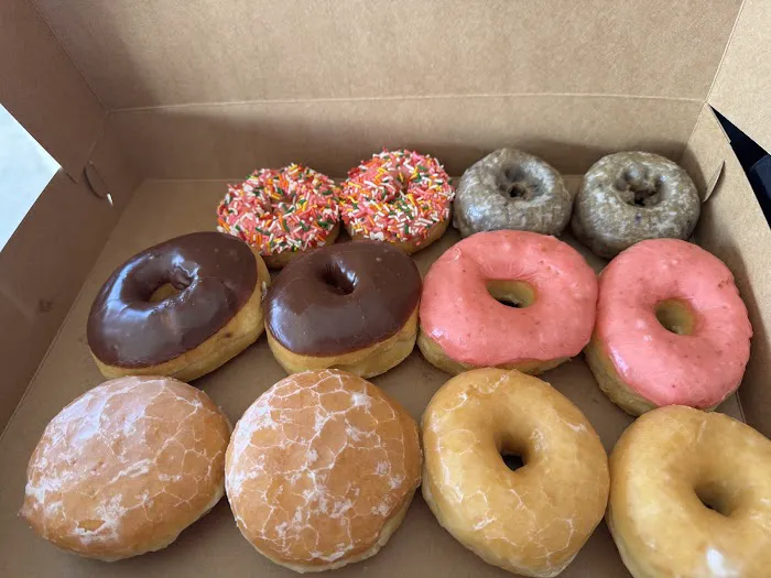 Baker's Dozen Donuts Picture 9