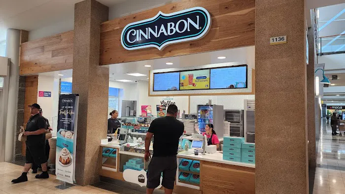 Cinnabon Picture 2