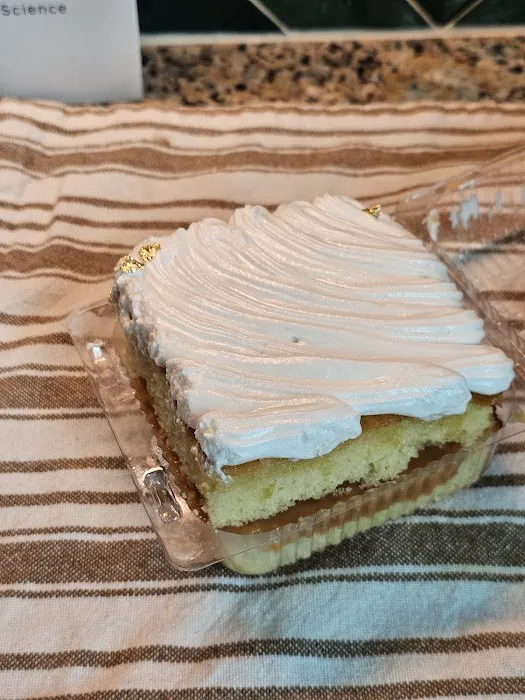 Dreamy Dominican Cakes Picture 1