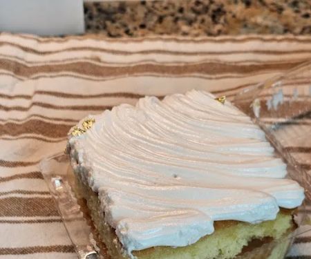 Dreamy Dominican Cakes