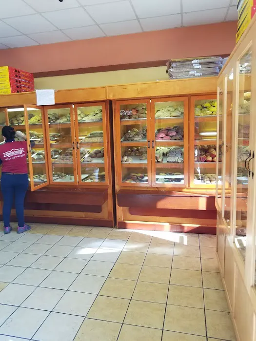 Panaderia Y Tortillería Artesanal Picture 8