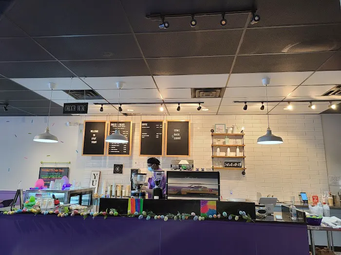 Cake Town Bakery Picture 4