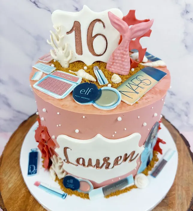 Chelle’s - Cakes By Michelle Wetsch Picture 6