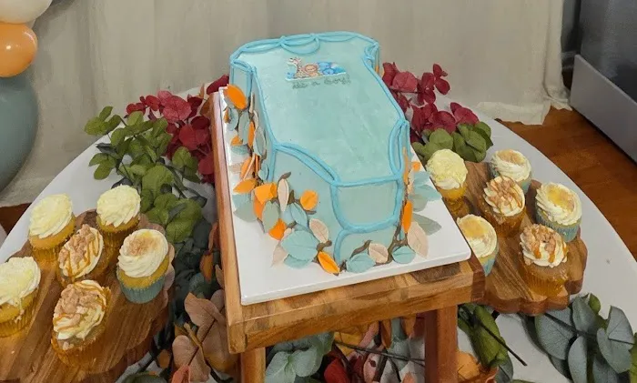 Chelle’s - Cakes By Michelle Wetsch Picture 1