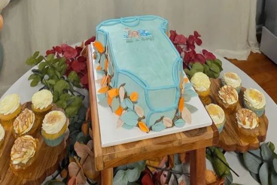 Chelleu2019s - Cakes By Michelle Wetsch