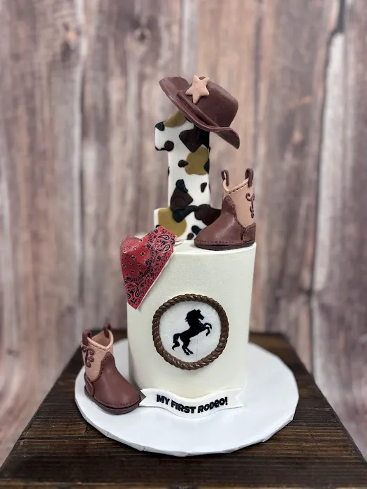 Chelle’s - Cakes By Michelle Wetsch Picture 3