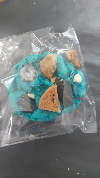Glam Shop Sweets & Customs Picture 5