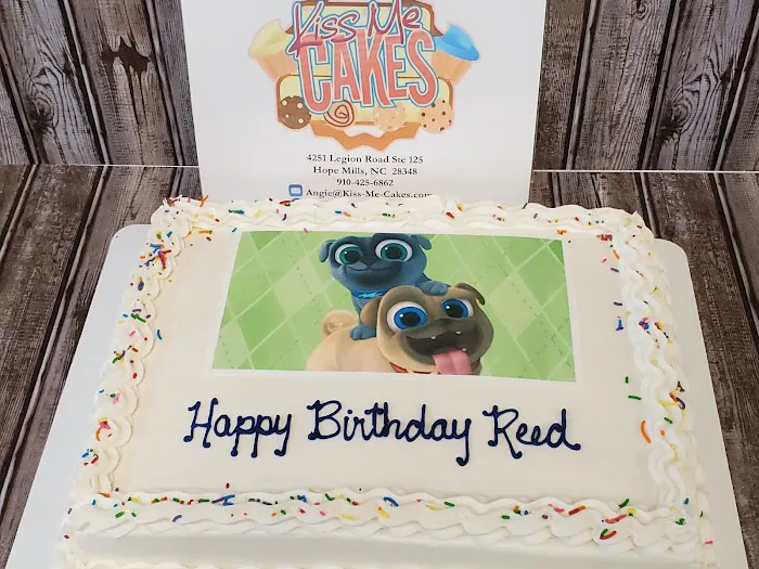 Kiss Me Cakes Bakery and Dessert Shop Picture 9