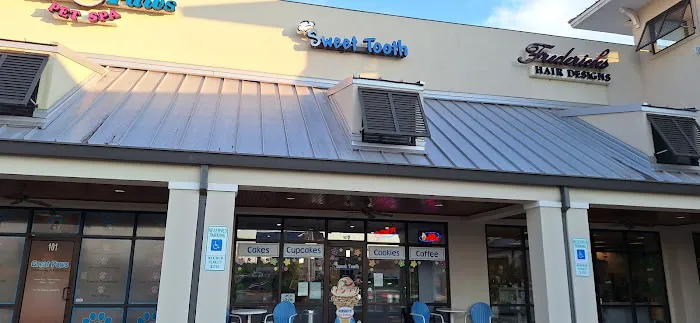 Sweet Tooth Shop Picture 1