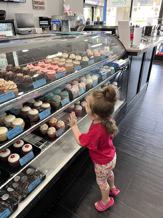 Sweet Tooth Shop Picture 10