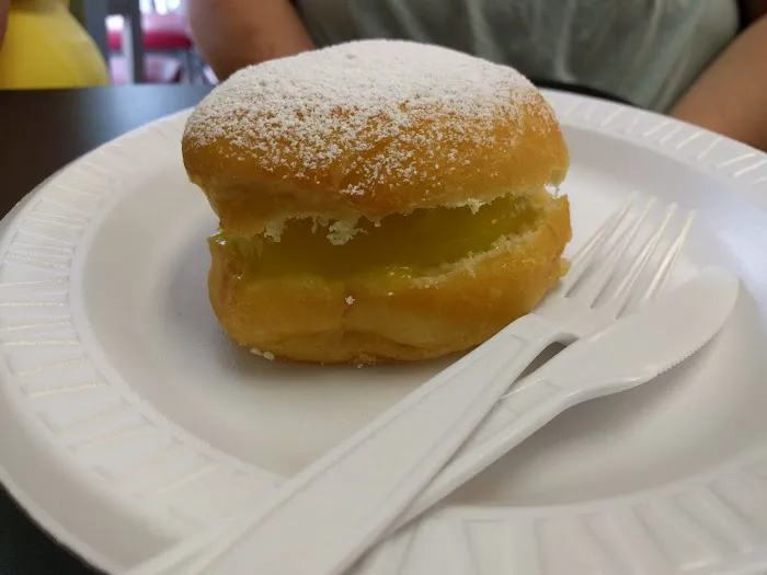 Wilson Doughnut Shop Picture 2