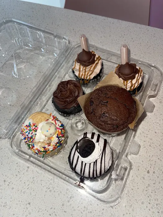 Treat Yo' Self Bakery Picture 7