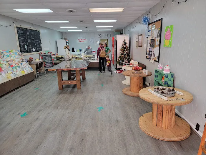 Sugar Plum Shoppe Picture 8