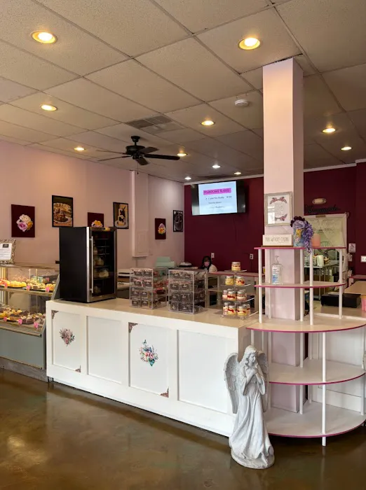 Ms. Ruthie's Doing It Bakery Boutique and Tea Shop Picture 8