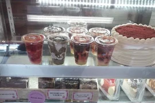Frostings Cakeshop