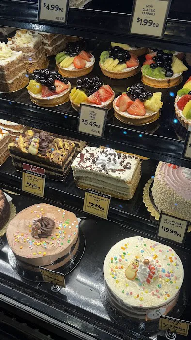 Fresh Market Bakery Picture 1