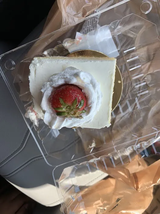 Fresh Market Bakery Picture 3