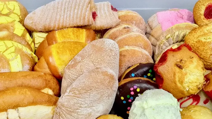 Panadería y Pastelería San Juan Picture 1