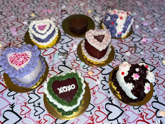 Smallcakes Cupcakery and Creamery Picture 8