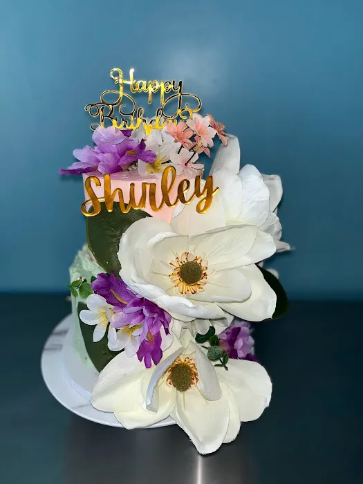 Smallcakes Cupcakery and Creamery Picture 4