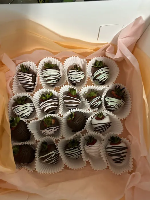 HoneyyBabeezCustomTreats Picture 3