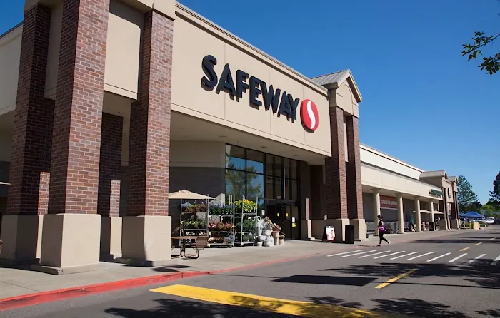 Safeway Bakery Picture 10