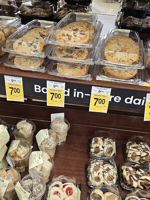 Safeway Bakery Picture 6