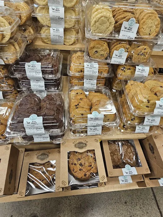 FredMyers Bakery Picture 3