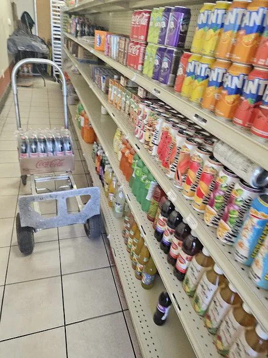 SUPER MERCADO LOS CHAPINES Picture 8