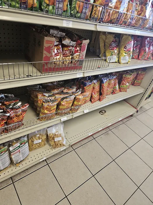 SUPER MERCADO LOS CHAPINES Picture 10