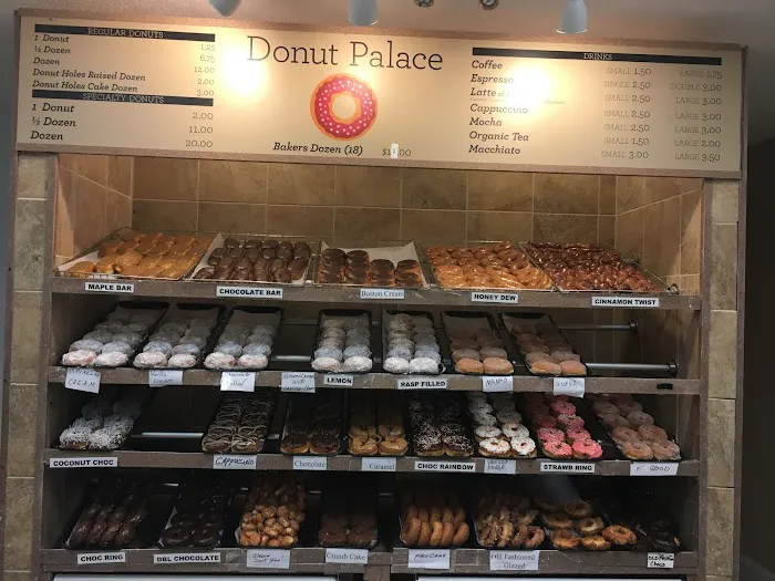 Donut Palace Picture 8