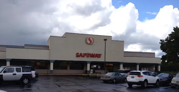 Safeway Bakery Picture 1