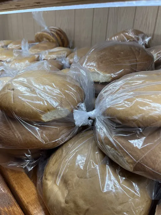 Los Reyes Bakery and Market Picture 1