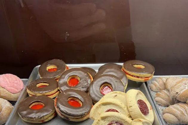 La Espiga Dorada Bakery