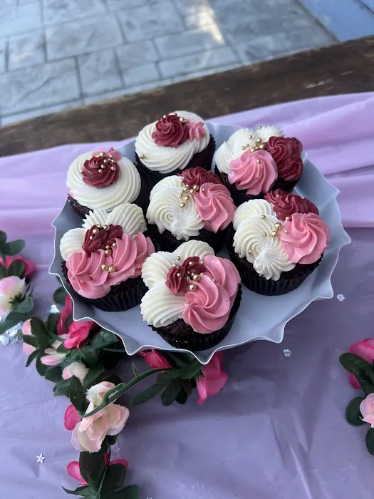 Favi's Fabulous Cakes Picture 3