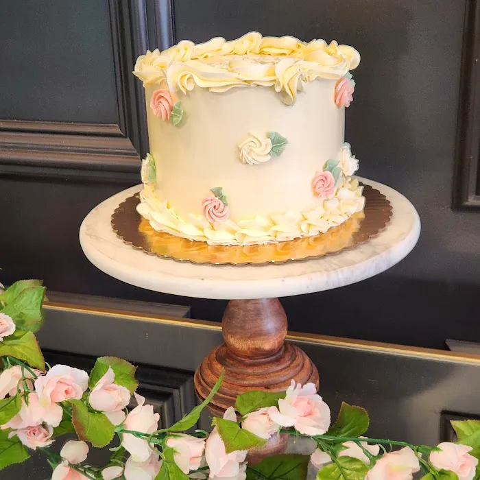 Favi's Fabulous Cakes Picture 8