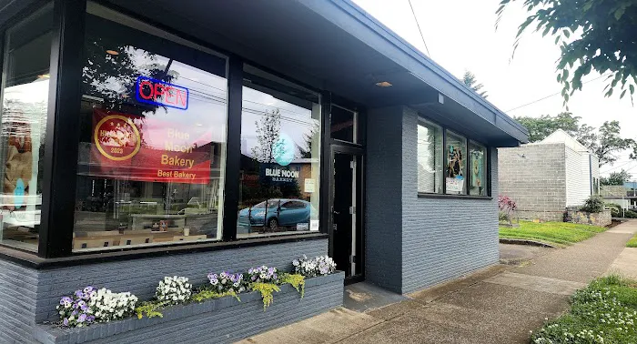 Blue Moon Bakery Picture 4