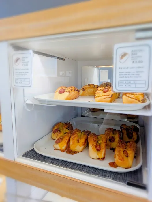 Oyatsupan Bakers Picture 4