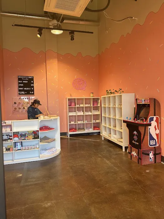 Mikiko Mochi Donuts - Bethany Village Picture 1