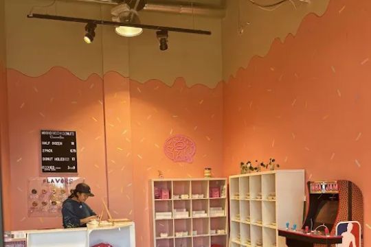 Mikiko Mochi Donuts - Bethany Village