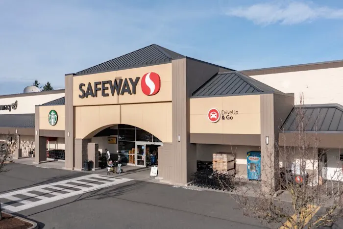 Safeway Bakery Picture 2
