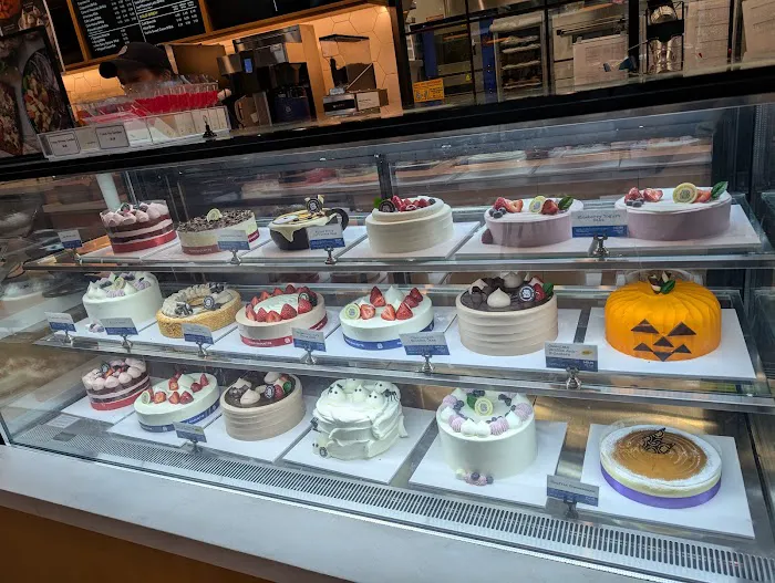 Paris Baguette Picture 2
