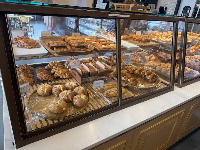 Tous Les Jours - Beaverton Town Center Picture 8